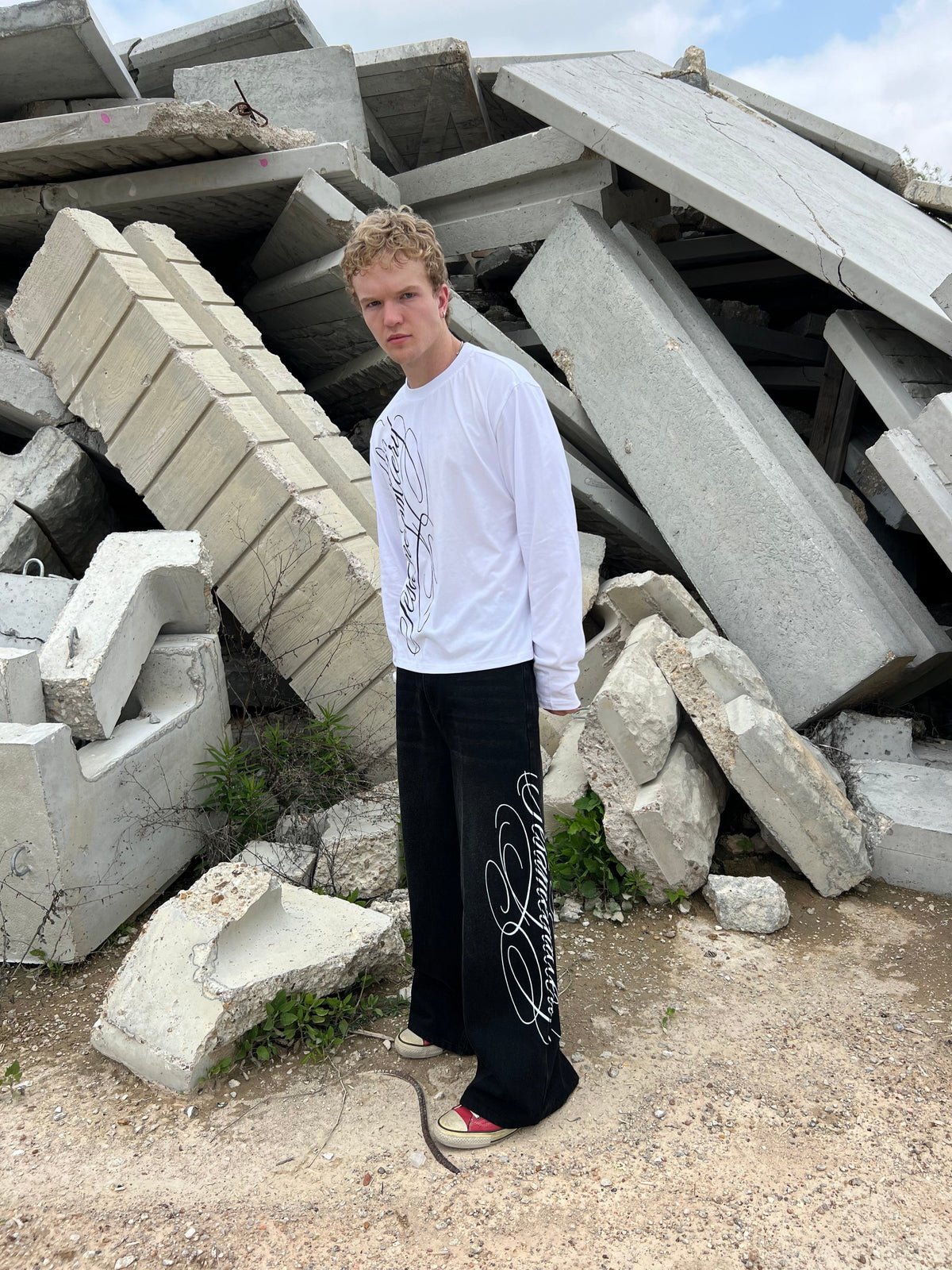 "signature II" long sleeve white